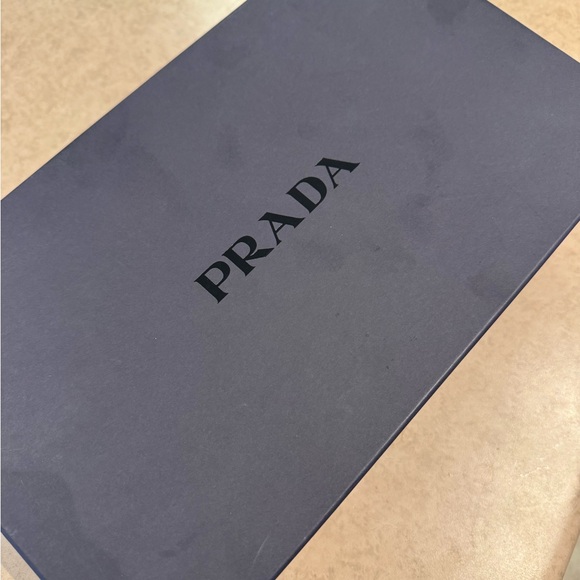 Brand new!  Size 7. Paid $1100. - Picture 2 of 11